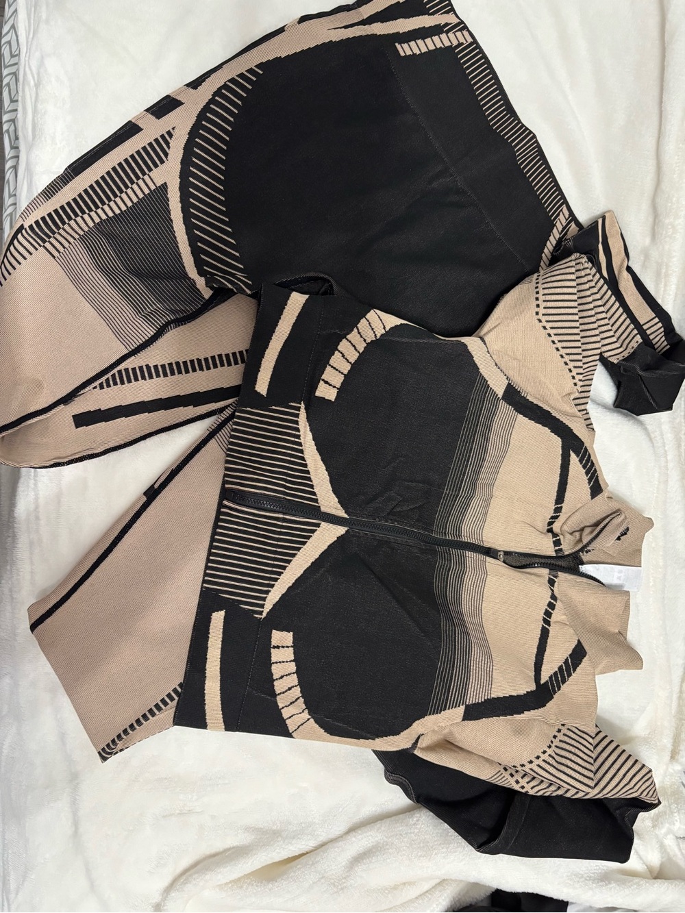 Geometric Print Beige and Black Women's Shorts